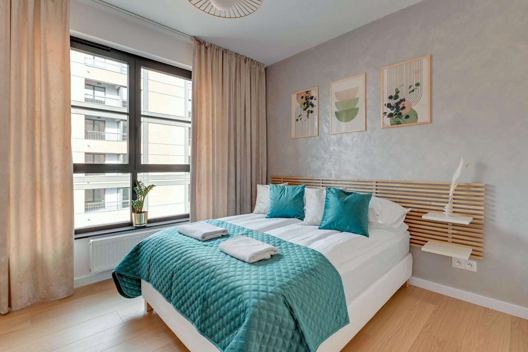Grand Apartments - Doki Living & Foodhall Gdansk Exterior photo