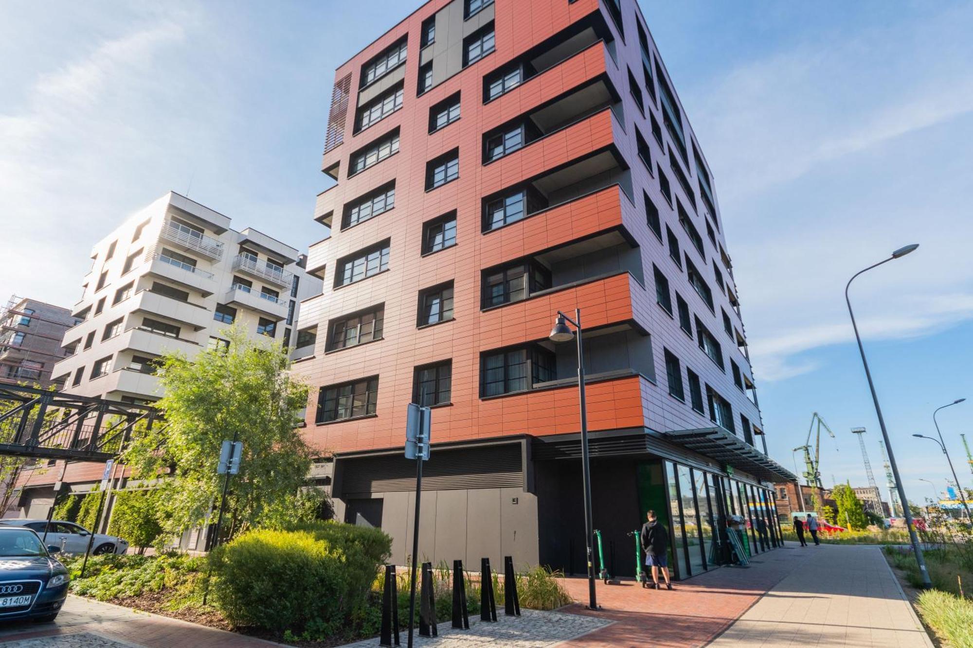 Grand Apartments - Doki Living & Foodhall Gdansk Exterior photo